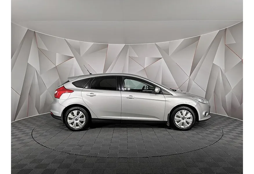 Ford Focus 1.6 MT (105 л.с.) Trend Серебристый в АВИЛОН. Слайд №6