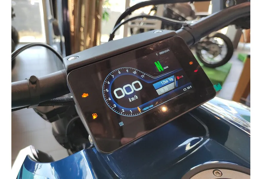 Benda LFC 700 676 см³ (78 л.с.) (78) 676 Синий в АВИЛОН. Слайд №5