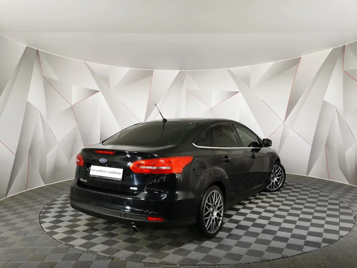 Ford Focus 1.6 Ti-VCT PowerShift (125 л.с.) SYNC Edition Черный в АВИЛОН. Слайд №2