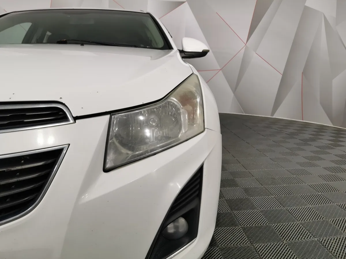 Chevrolet Cruze 1.8 AT (141 л.с.) Белый в АВИЛОН. Слайд №10