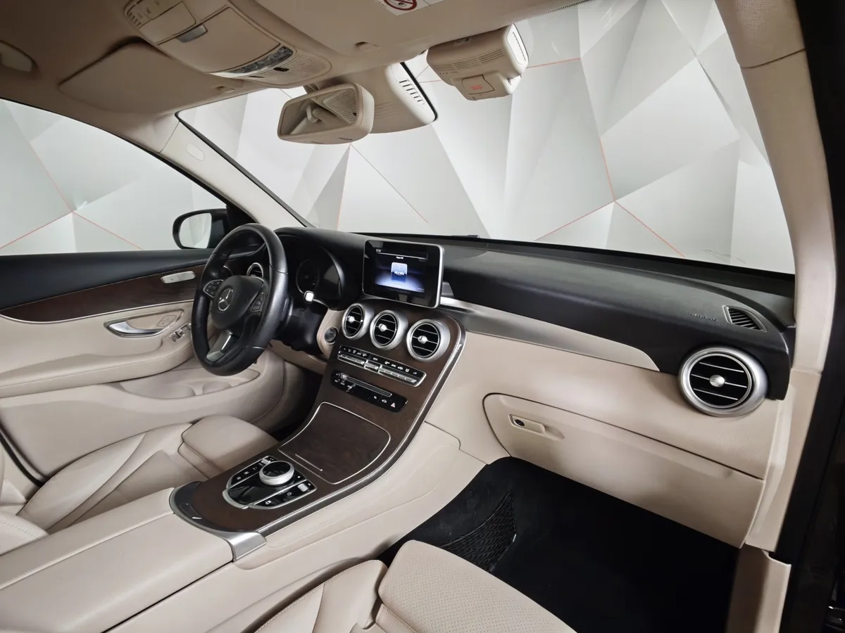 Mercedes-Benz GLC 220 d 9G-TRONIC 4MATIC (170 л.с.) Особая серия Коричневый в АВИЛОН. Слайд №12