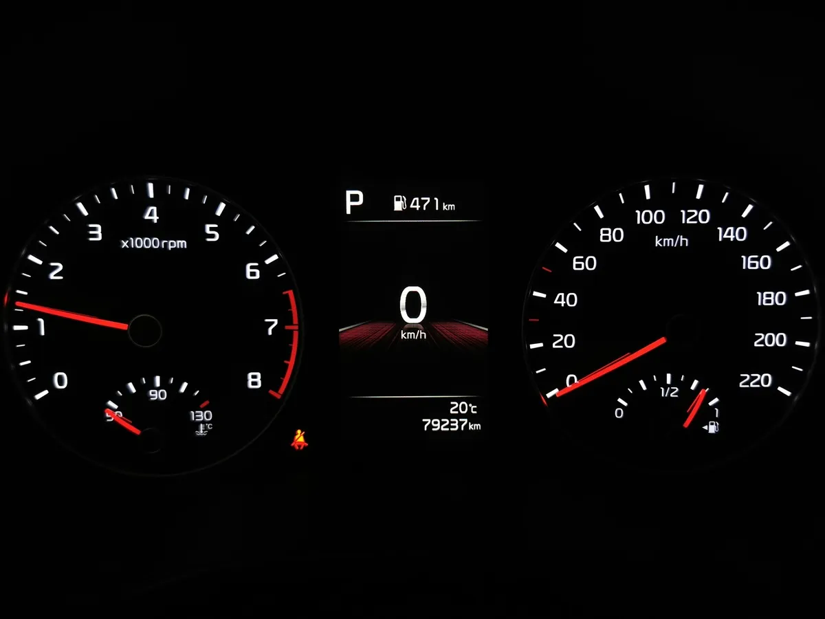 Kia Rio 1.6 AT (123 л.с.) Белый в АВИЛОН. Слайд №17