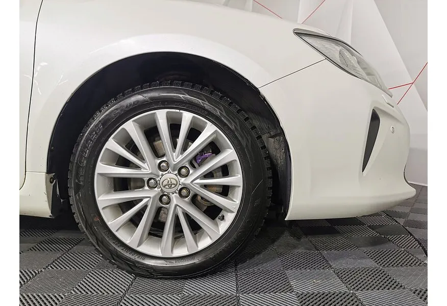 Toyota Camry 3.5 AT (249 л.с.) Белый в АВИЛОН. Слайд №9 Toyota Camry 3.5 AT (249 л.с.) Белый в АВИЛОН. Слайд №9