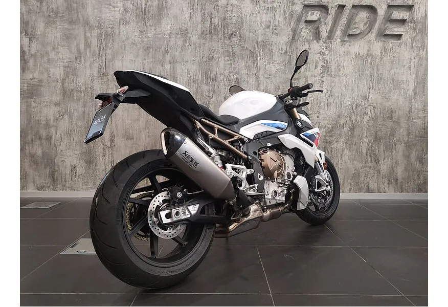 BMW Motorrad S 1000 R S 1000 R 999 см³ (160) 999 Белый в АВИЛОН. Слайд №6