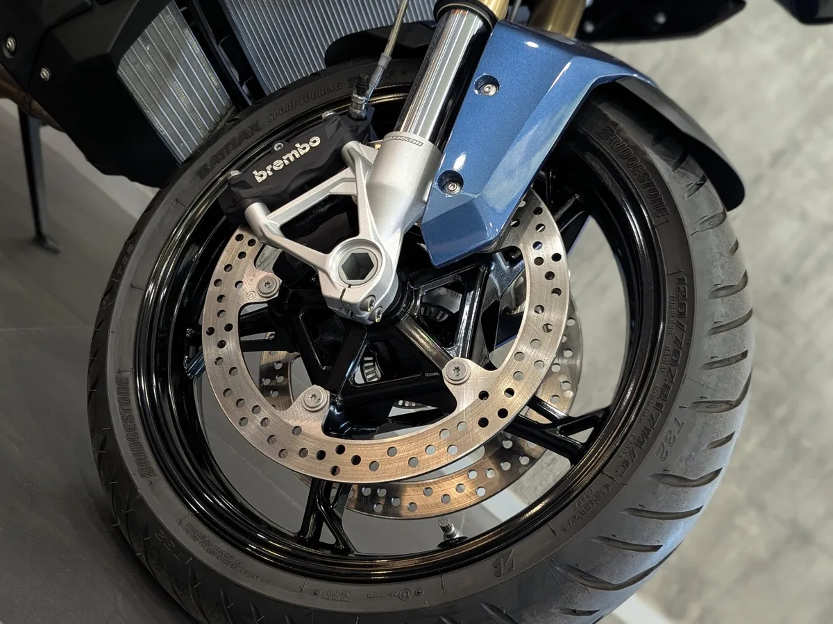 BMW Motorrad S 1000 XR S 1000 XR 999 см³ (165) 999 Синий в АВИЛОН. Слайд №3