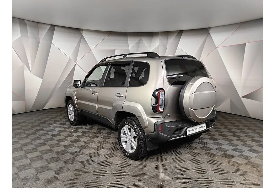 ВАЗ (Lada) Niva 1.7 MT 4WD (80 л.с.) Black Серый в АВИЛОН. Слайд №4