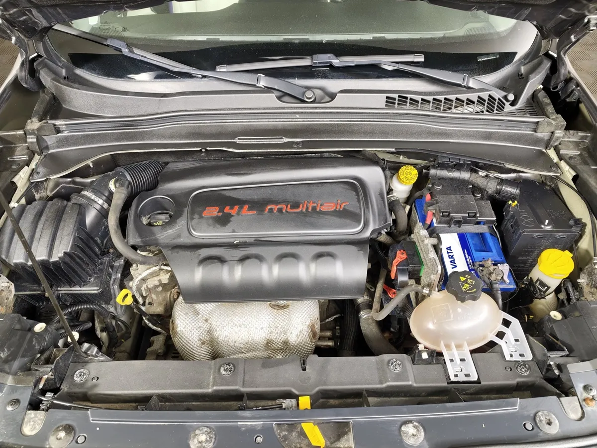 Jeep Renegade 2.4 AT 4x4 (184 л.с.) Trailhawk Серый в АВИЛОН. Слайд №11