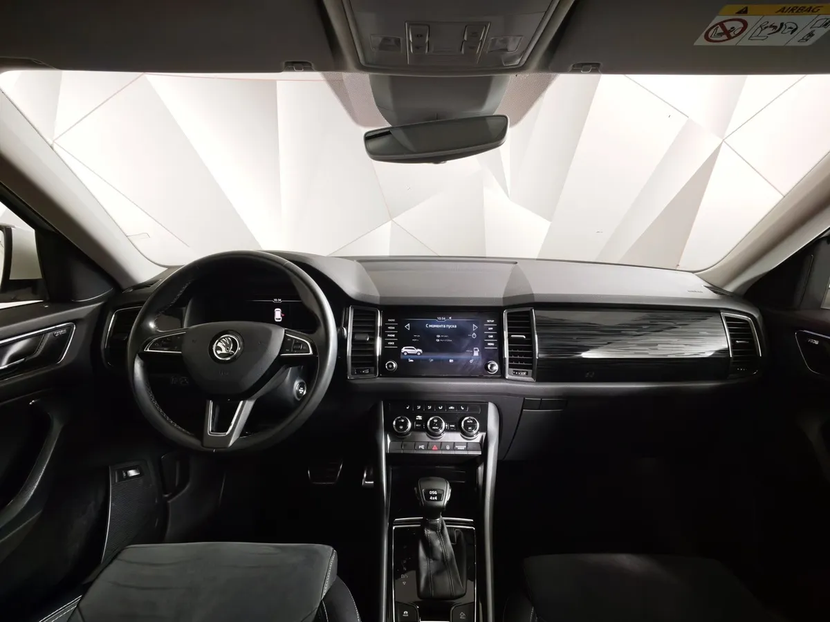 Skoda Kodiaq 2.0 TSI DSG 4X4 (180 л.с.) Белый в АВИЛОН. Слайд №14