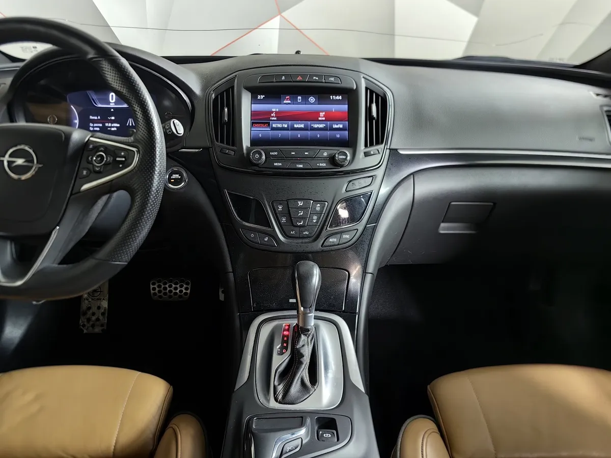 Opel Insignia 1.6 SIDI Turbo Ecotec AT (170 л.с.) Коричневый в АВИЛОН. Слайд №15