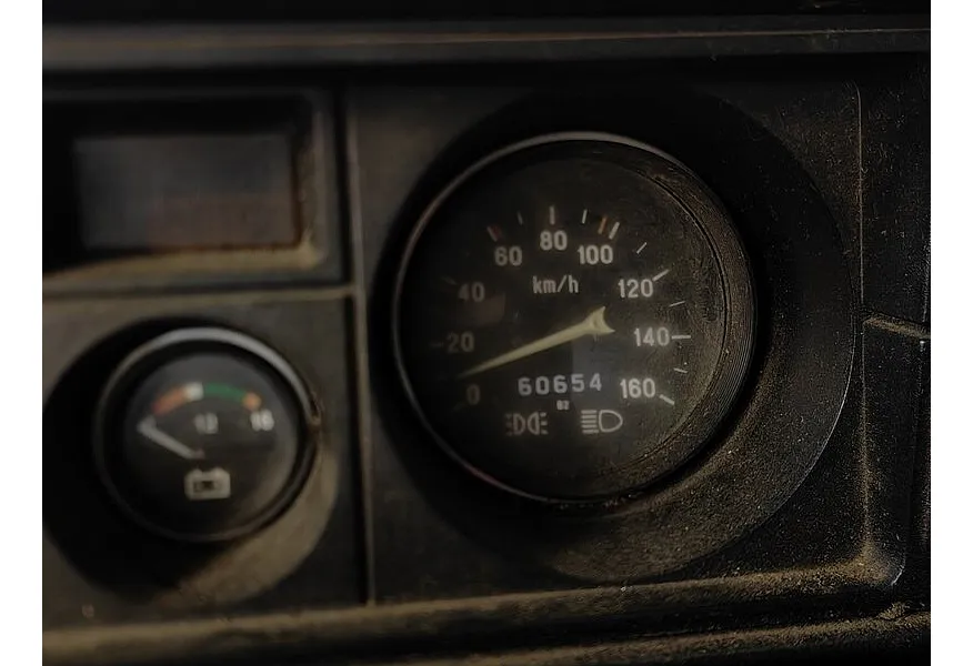 ВАЗ (Lada) 2105 21053 MT (71 л.с.) Белый в АВИЛОН. Слайд №10