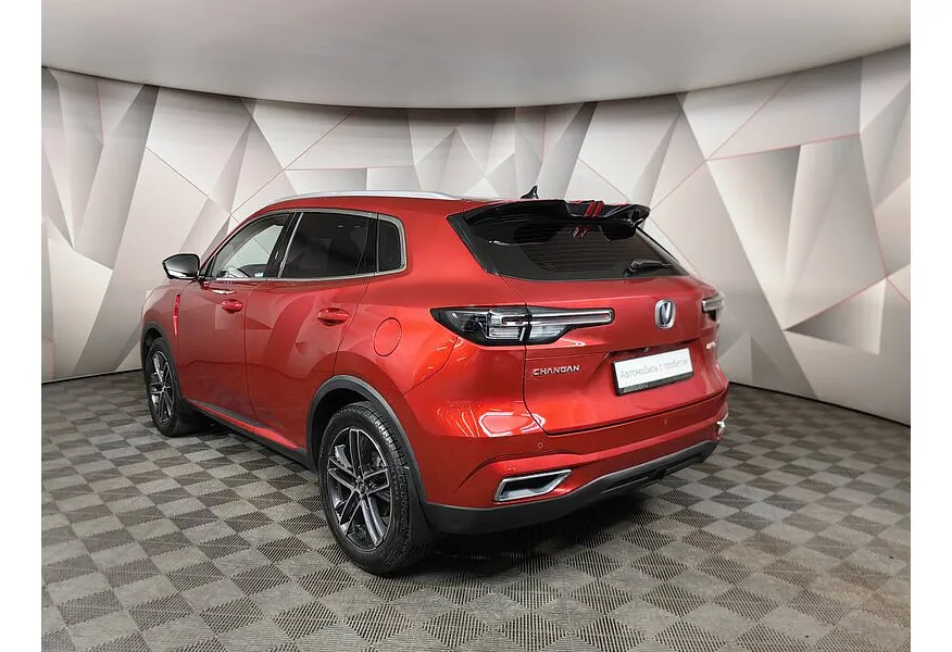 Changan UNI-S 1.5T 7DCT 2WD (181 л.с.) Tech Plus Красный в АВИЛОН. Слайд №4