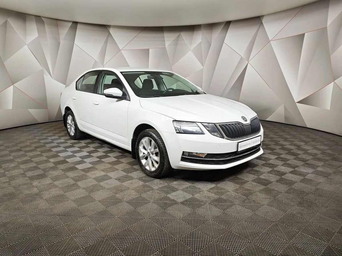 Skoda Octavia 1.6 MPI MT (110 л.с.) Белый в АВИЛОН. Слайд №3