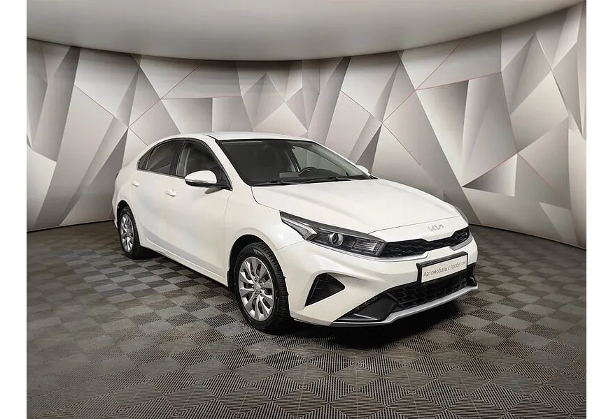 Kia Cerato 2.0 MPI AT (150 л.с.) Luxe Белый в АВИЛОН. Слайд №3