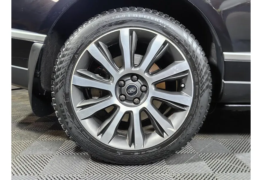 Land Rover Range Rover 4.4 SDV8 AT AWD (339 л.с.) Черный в АВИЛОН. Слайд №9