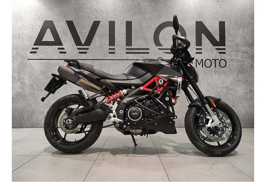 LIVE. Слайд №4