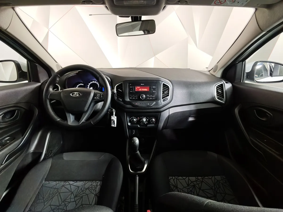 ВАЗ (Lada) XRAY 1.6 MT (106 л.с.) Белый в АВИЛОН. Слайд №14