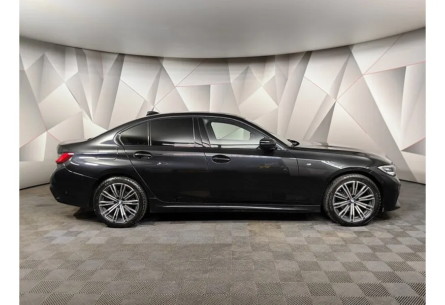 BMW 3 серия 320d xDrive (190 л.с.) M Sport Pro Черный в АВИЛОН. Слайд №6