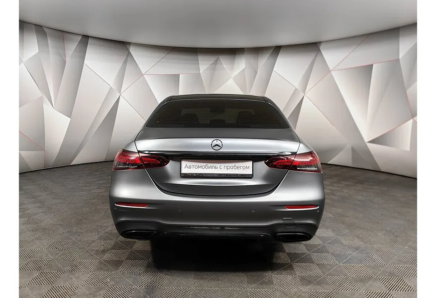 Mercedes-Benz E-Класс E 200 4MATIC 9G-TRONIC (197 л.с.) Sport Plus Серый в АВИЛОН. Слайд №8