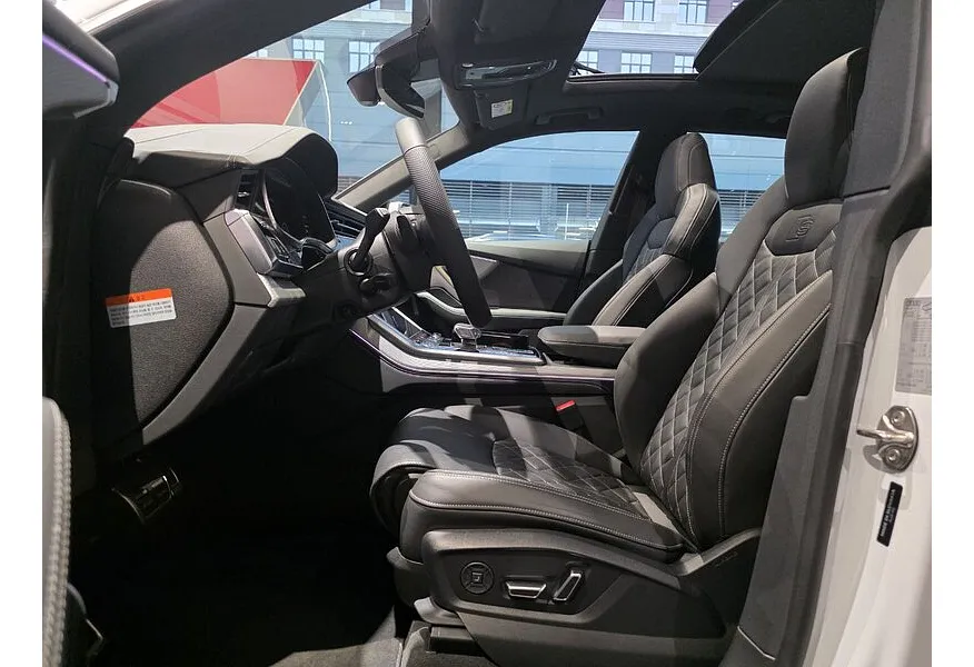 Audi Q8 3.0 TFSI tiptronic quattro (340 л.с.) Белый в АВИЛОН. Слайд №7