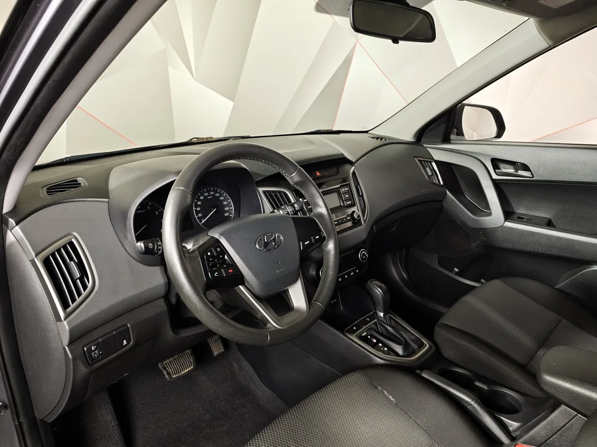 Hyundai Creta 2.0 AT (149 л.с.) Travel + Advanced Серый в АВИЛОН. Слайд №19