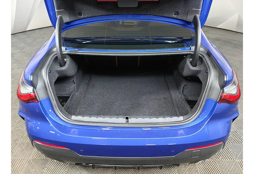 BMW 4 серия 420d xDrive AT (190 л.с.) M Sport Pure Синий в АВИЛОН. Слайд №9