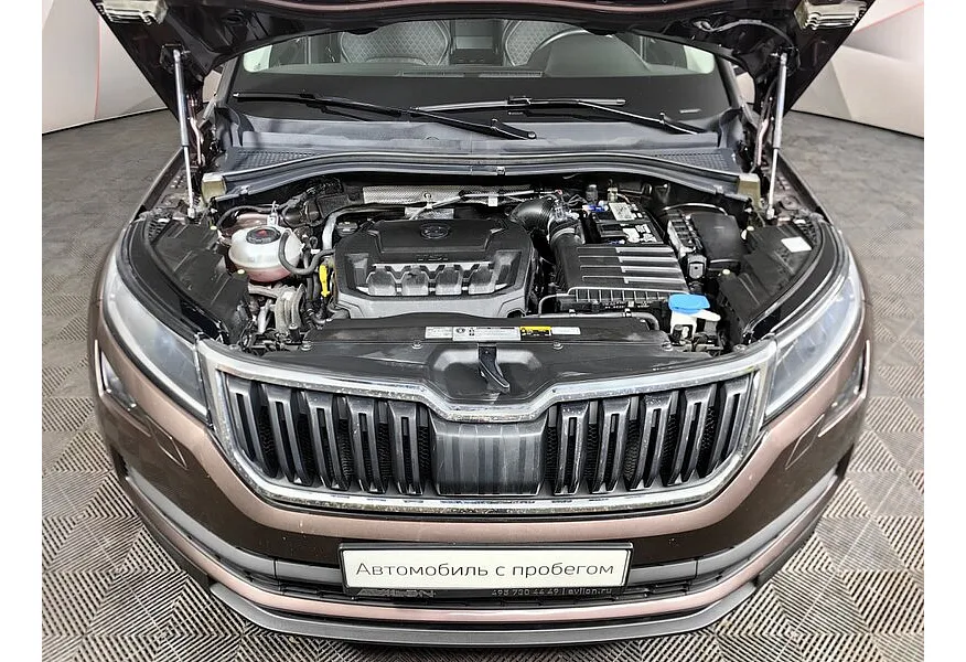 Skoda Kodiaq 2.0 TSI DSG 4X4 (180 л.с.) Коричневый в АВИЛОН. Слайд №10