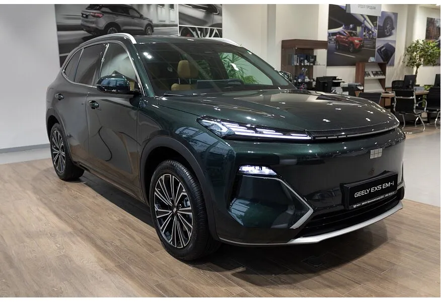 Geely EX5 EM-i 1.5 PHEV DHT FWD (218 л.с.) Max Зеленый в АВИЛОН. Слайд №2