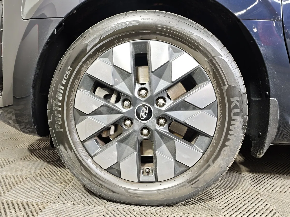 Hyundai Staria 2.2 CRDi 8AT 4WD (177 л.с.) 9 мест Premium Синий в АВИЛОН. Слайд №9