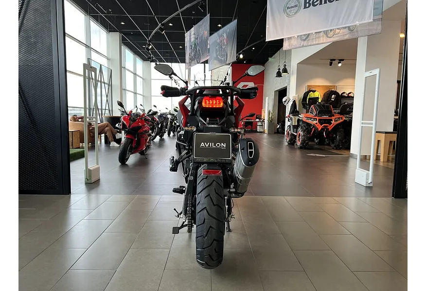 LIVE. Слайд №5