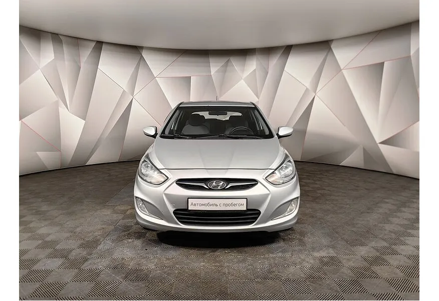 Hyundai Solaris 1.6 AT (123 л.с.) Active Серебристый в АВИЛОН. Слайд №7