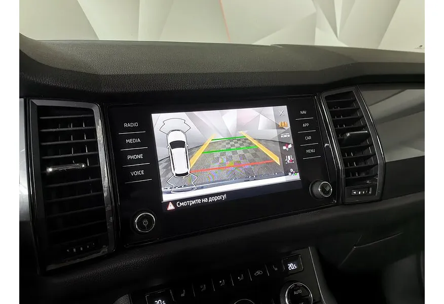 Skoda Kodiaq 1.4 TSI DSG (150 л.с.) Зеленый в АВИЛОН. Слайд №13