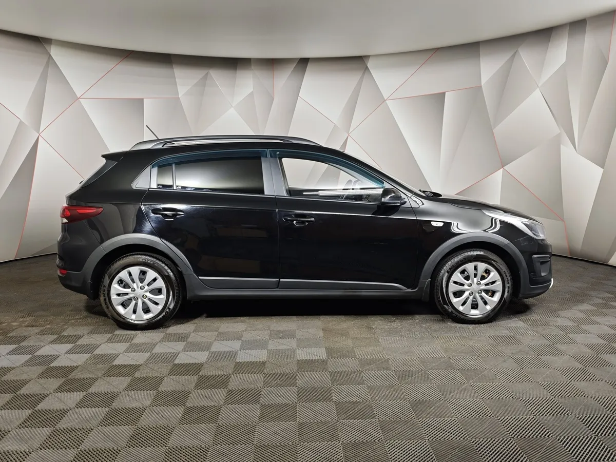 Kia Rio X-Line 1.4 AT (100 л.с.) Черный в АВИЛОН. Слайд №6