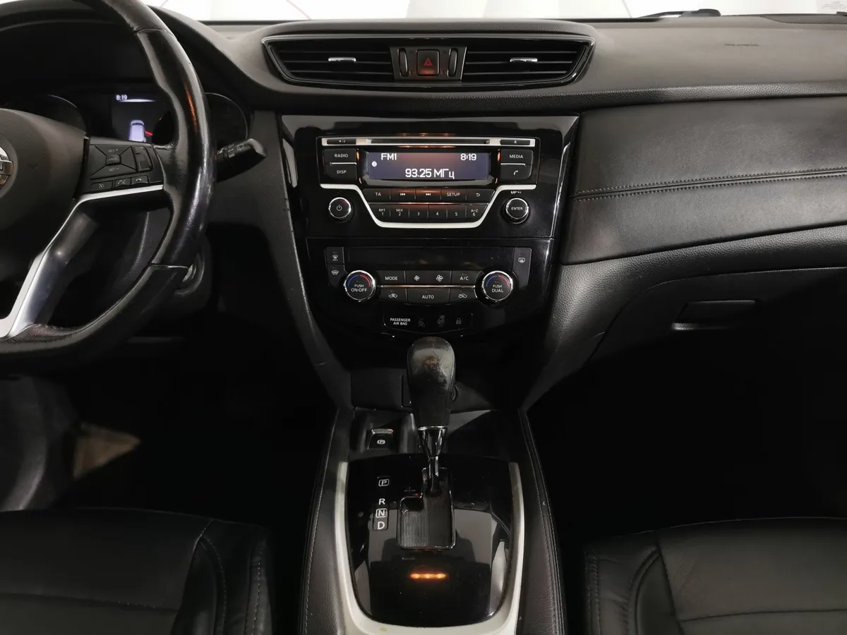 Nissan Qashqai 2.0 CVT (144 л.с.) Серый в АВИЛОН. Слайд №9