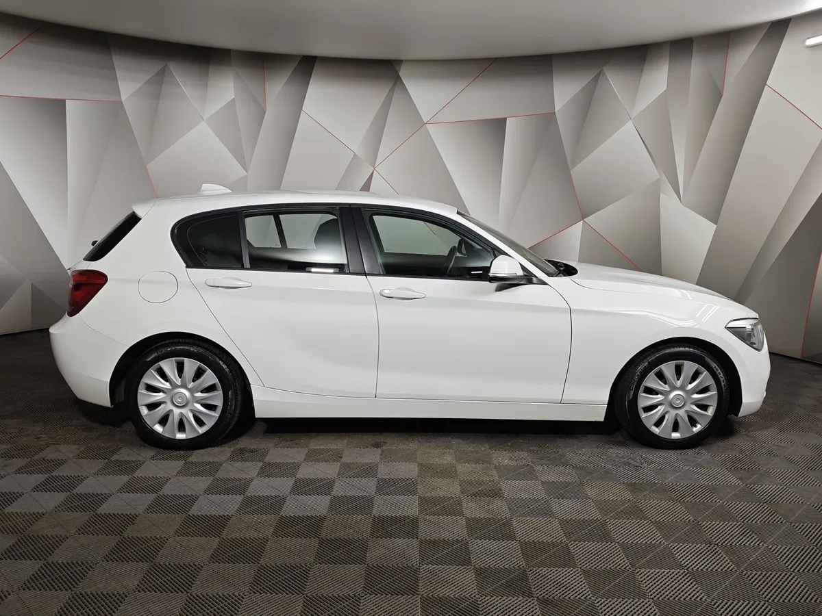 BMW 1 серия 116i AT (136 л.с.) Белый в АВИЛОН. Слайд №6