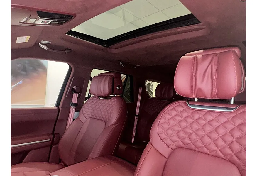 TANK 700 3.0 Turbo V6 AT 4WD (354 л.с.) Superior Черный в АВИЛОН. Слайд №6