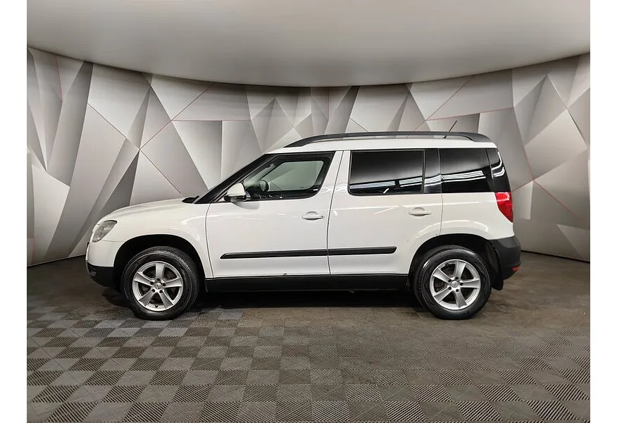 Skoda Yeti 1.4 TSI DSG (122 л.с.) Active Белый в АВИЛОН. Слайд №5