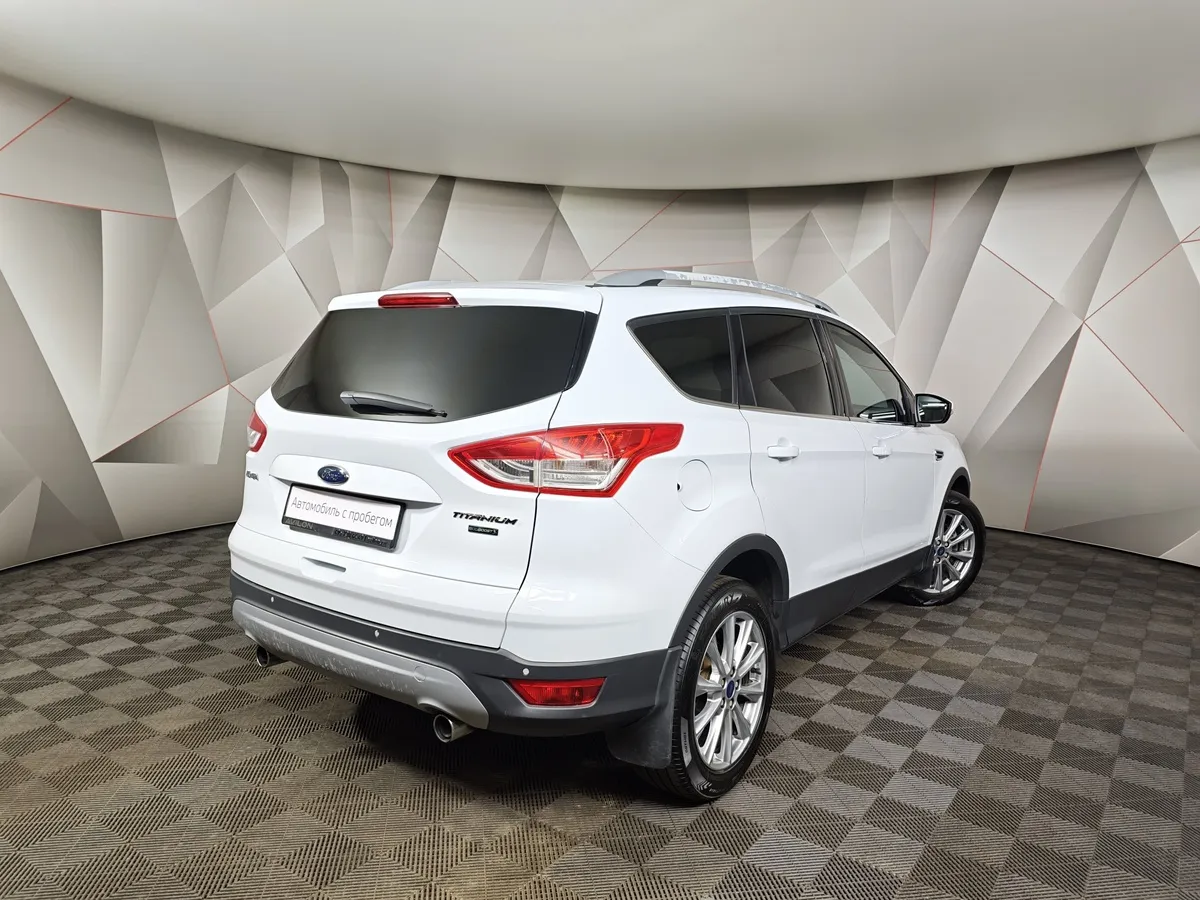 Ford Kuga 1.6 EcoBoost AT AWD (182 л.с.) Titanium Белый в АВИЛОН. Слайд №2
