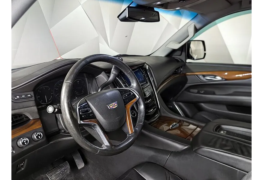 Cadillac Escalade 6.2 V8 АТ 4WD (409 л.с.) Серый в АВИЛОН. Слайд №17