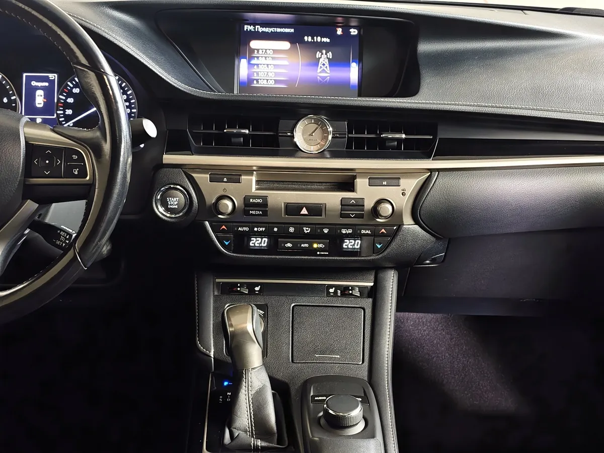 Lexus ES 200 AT (150 л.с.) Черный в АВИЛОН. Слайд №20