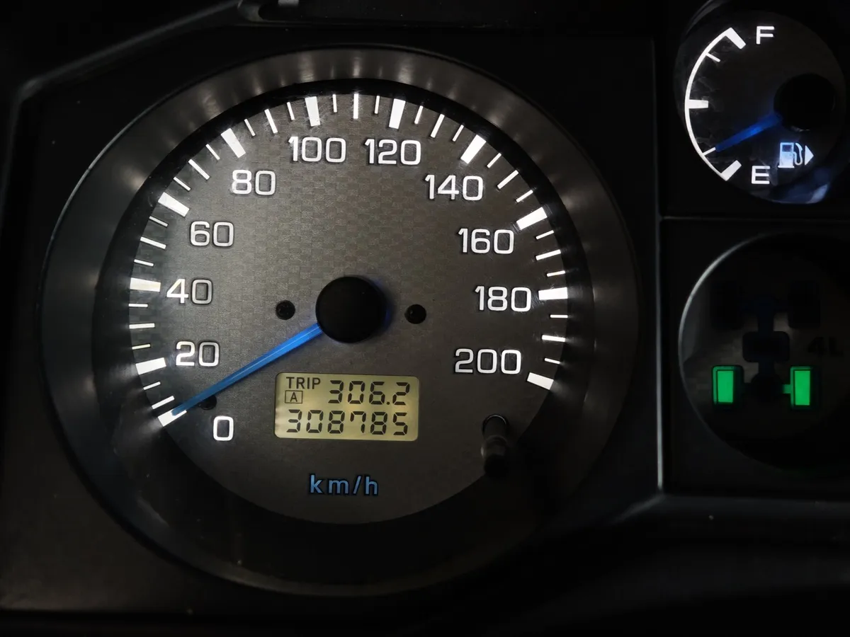 Mitsubishi Pajero 3.2 DI-D AT (163 л.с.) Черный в АВИЛОН. Слайд №14