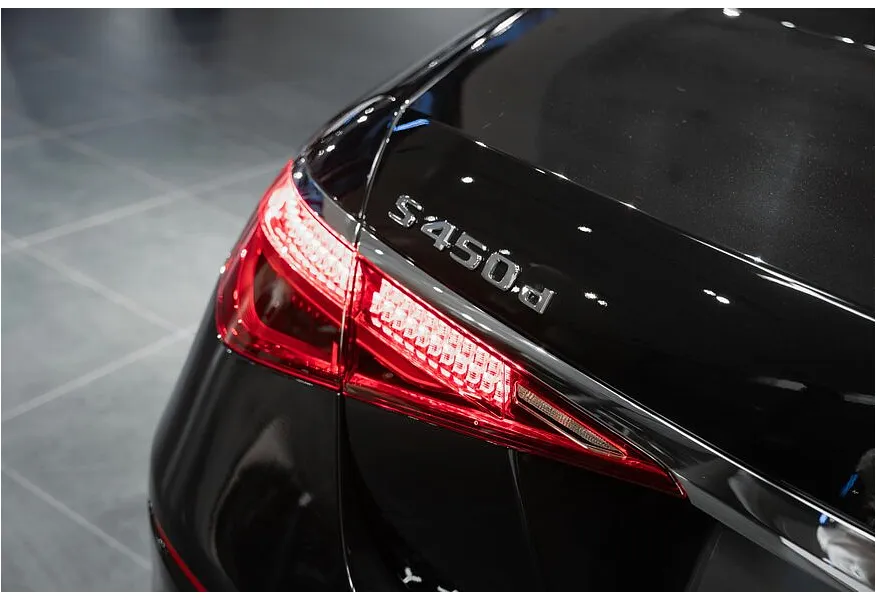 Mercedes-Benz S-Класс S 450 d 9G-TRONIC 4MATIC (330 л.с.) Черный в АВИЛОН. Слайд №16