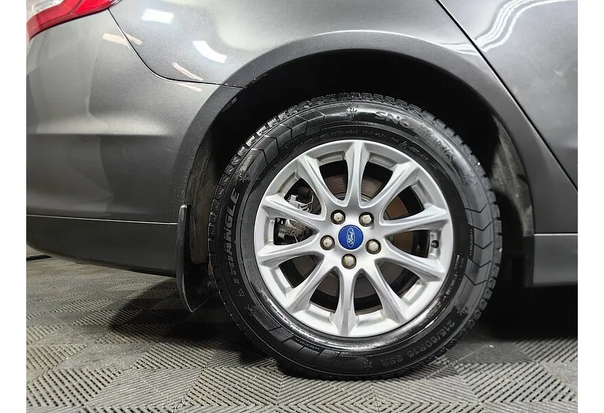 Ford Mondeo 2.5 AT (149 л.с.) Trend Серый в АВИЛОН. Слайд №9