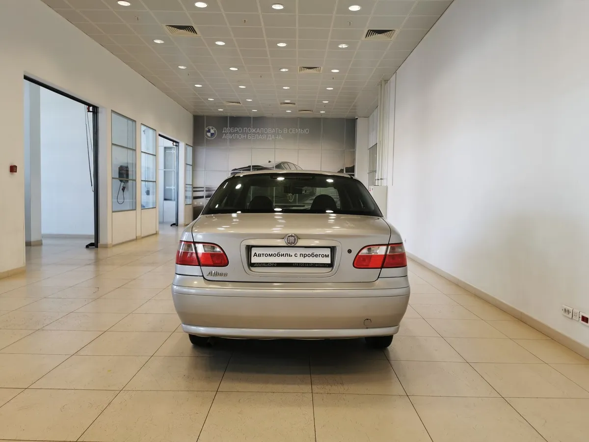 Fiat Albea 1.4 MT (77 л.с.) Серебристый в АВИЛОН. Слайд №8