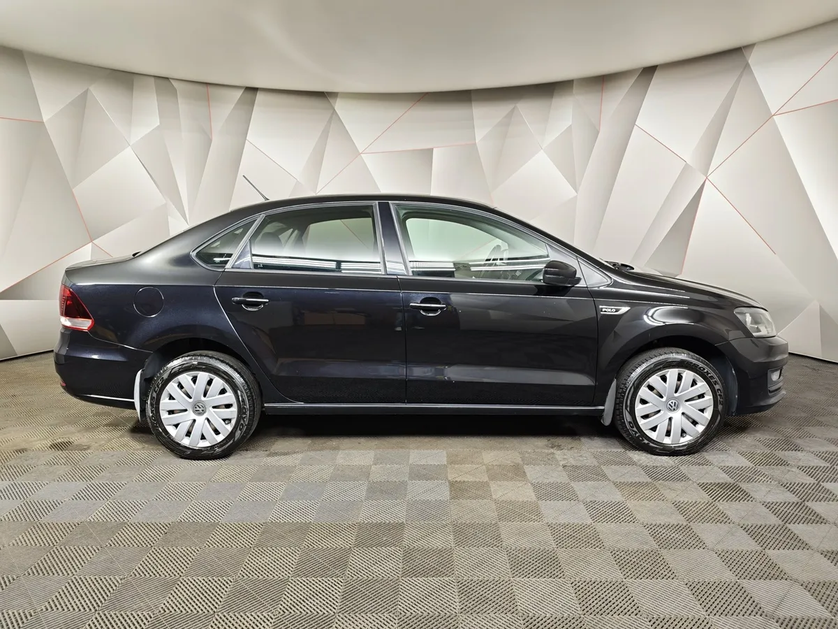 Volkswagen Polo 1.6 MPI AT (110 л.с.) Highline Черный в АВИЛОН. Слайд №6