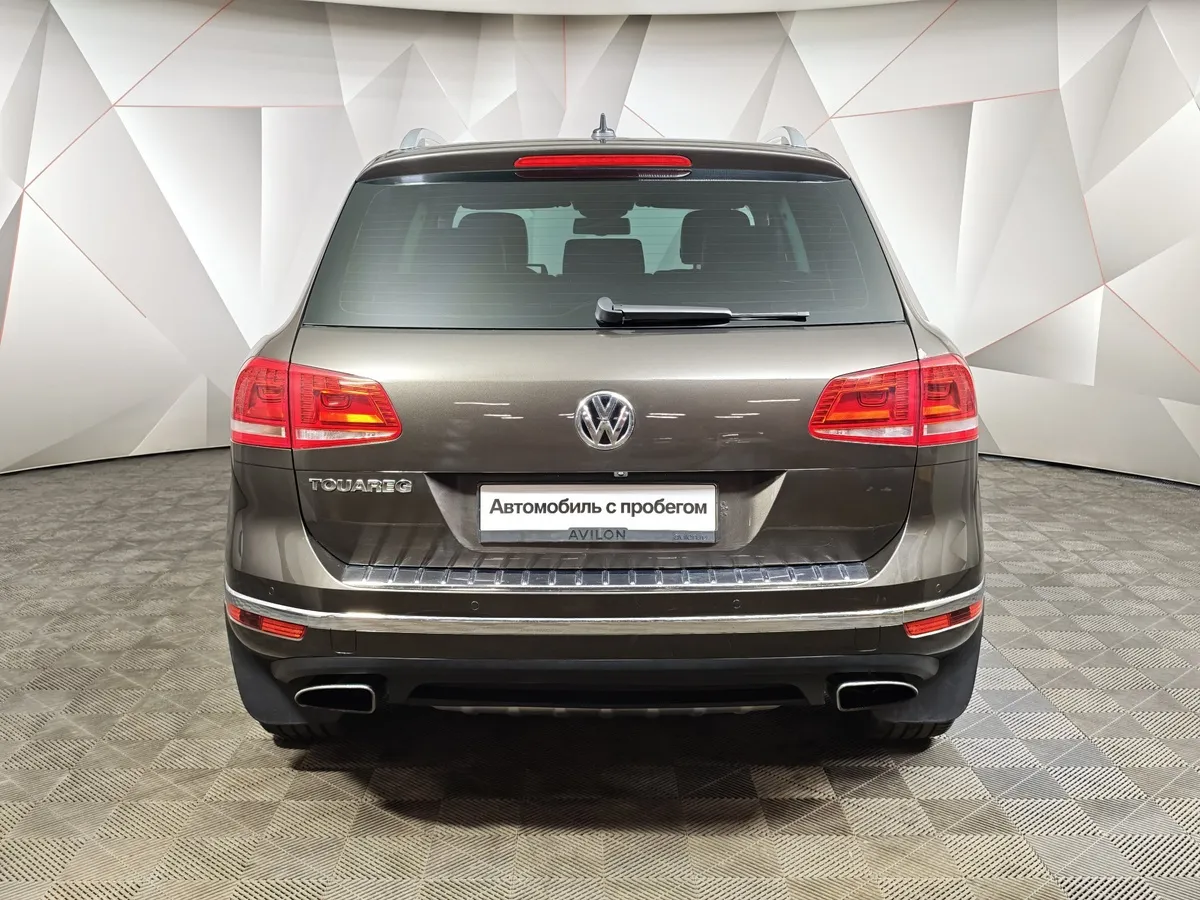 Volkswagen Touareg 3.6 FSI Tiptronic 4Motion (249 л.с.) V6 FSI Коричневый в АВИЛОН. Слайд №8