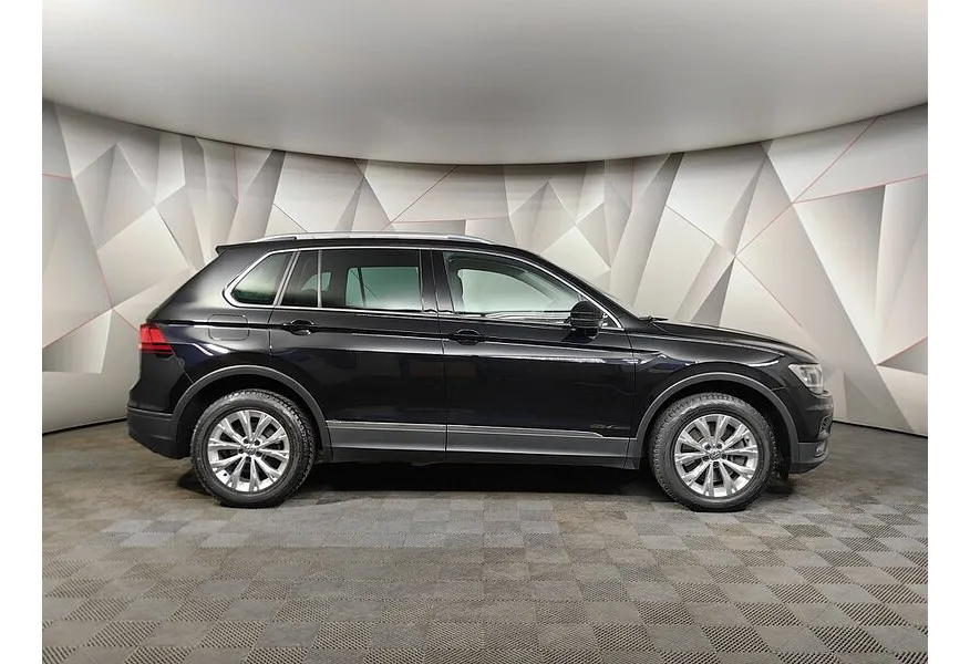 Volkswagen Tiguan 2.0 TSI 4Motion DSG (180 л.с.) Comfortline Черный в АВИЛОН. Слайд №6