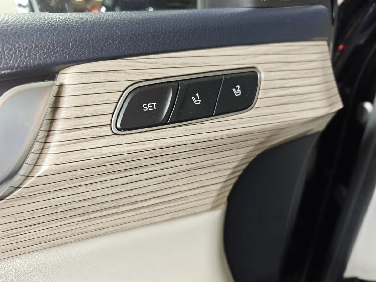 Hyundai Palisade 3.8 АТ 4WD (249 л.с.) 7 мест Calligraphy Черный в АВИЛОН. Слайд №22