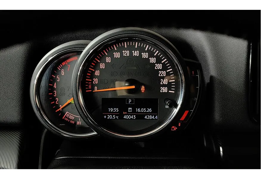 Mini Countryman Cooper 1.5 AT ALL4 (136 л.с.) Зеленый в АВИЛОН. Слайд №13