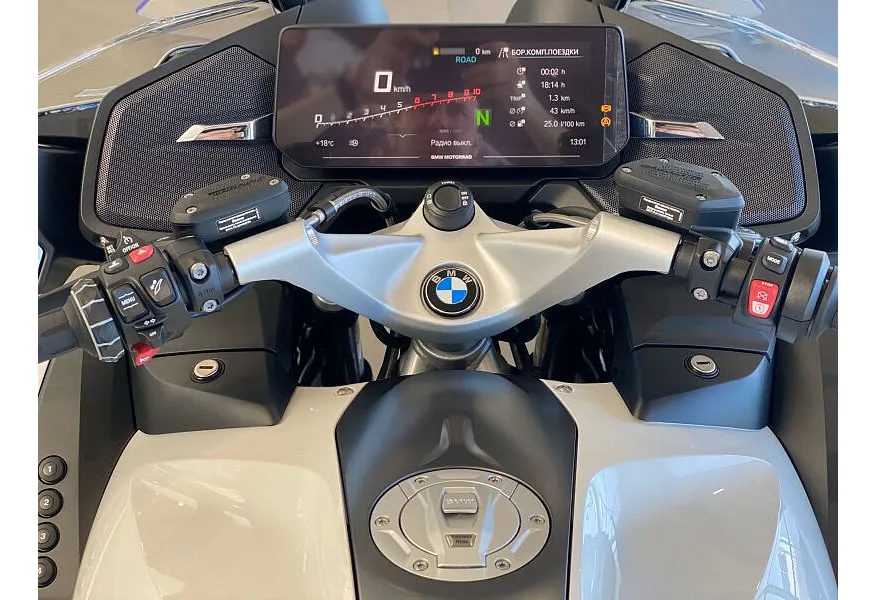 АВИЛОН - BMW Motorrad R 1250 RT R 1250 RT 1254 см³ (136) 1254 Белый - slide 8