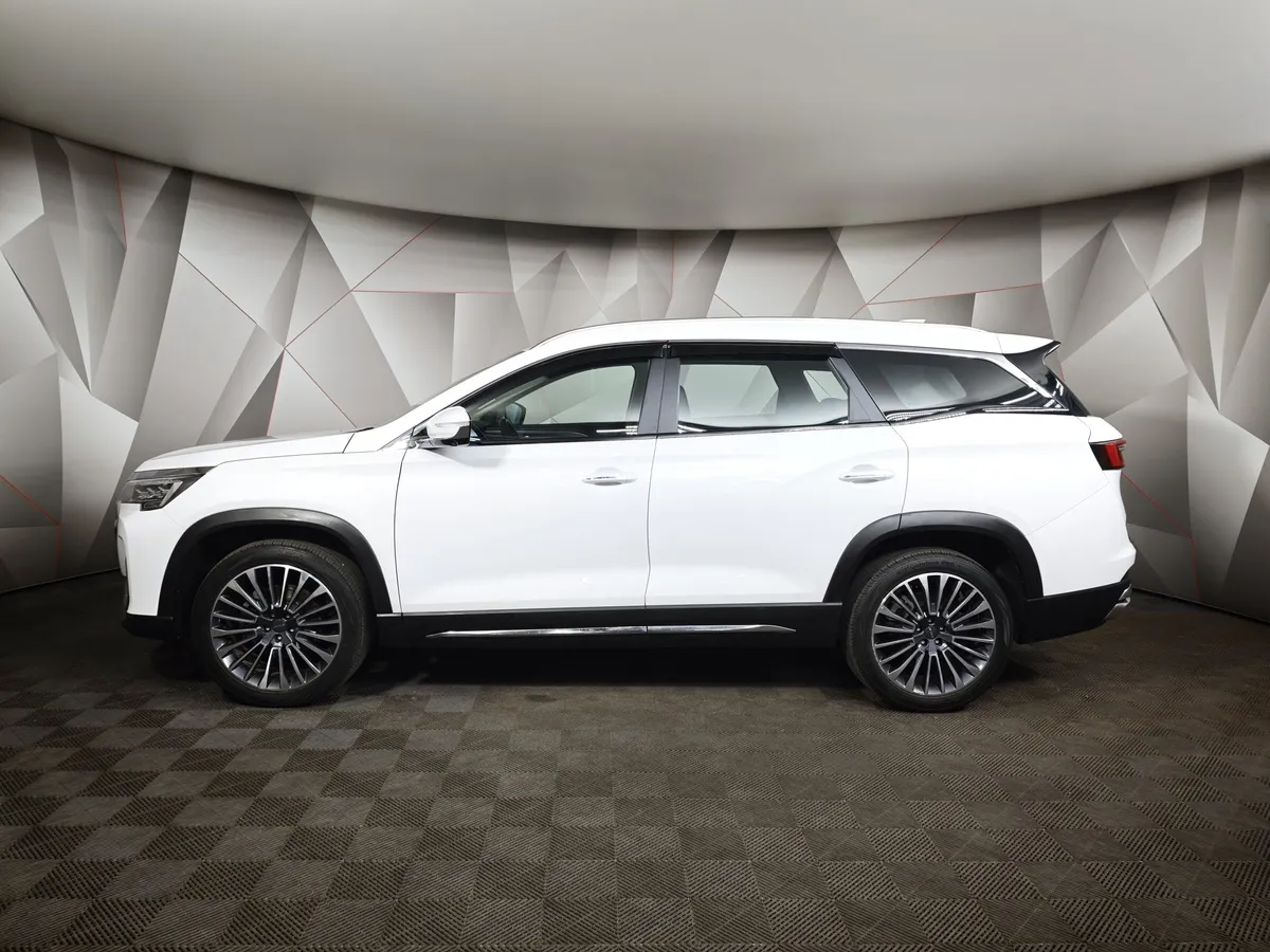 JETOUR X90 Plus 1.6T 7DCT 2WD (190 л.с.) Luxury Белый в АВИЛОН. Слайд №5